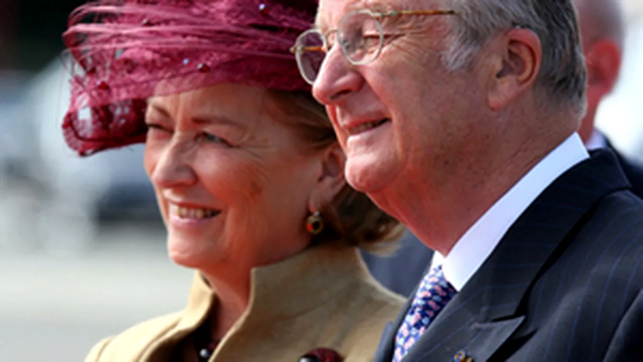Romanian President Greets Belgian Royal Family
