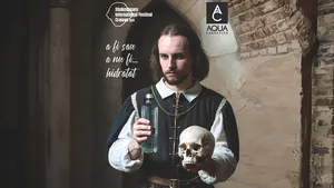AQUA Carpatica Răcoreşte Spiritul Shakespearian