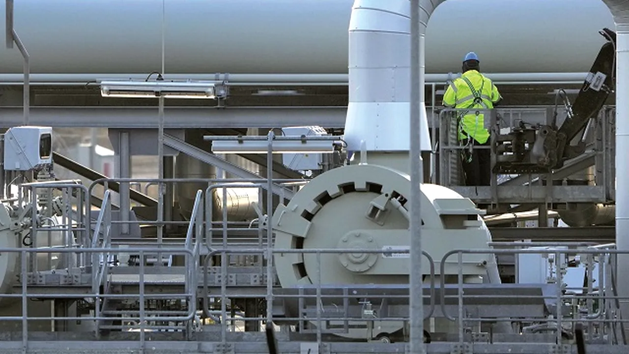 Vicepremier: Gazprom livrează Moldovei doar 70% din cantitatea pe care s-a obligat să o asigure