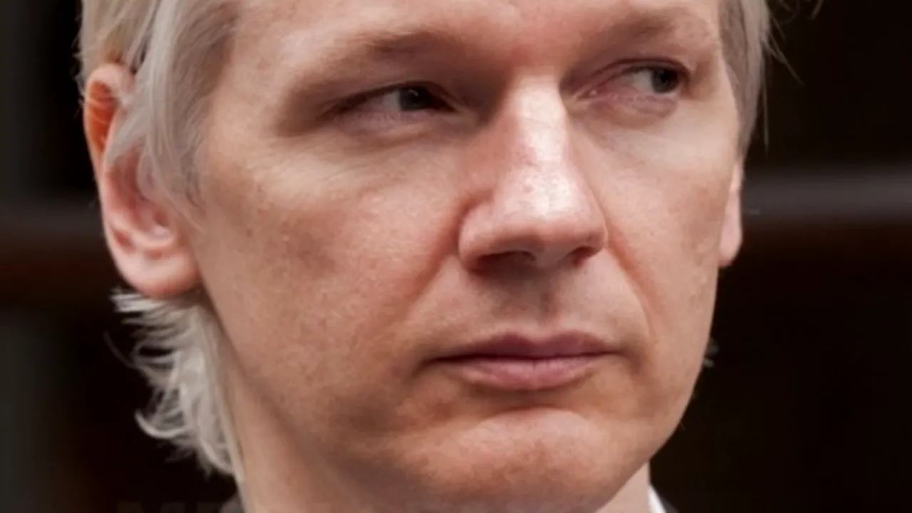 Fondatorul WikiLeaks crede că Pentagonul ar putea fi în spatele acuzaţiilor împotriva sa