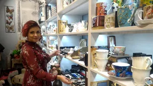 IDEI de succes. O tânără preia business-ul de decoraţiuni al părinţilor cu o cifră de afaceri de 150.000 euro