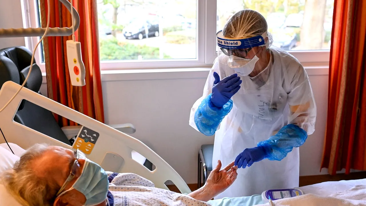 Aproximativ 4% din bolnavii de Covid-19 din Belgia sunt infectaţi cu o nouă tulpină. Varianta descoperită la Liege ar proveni din Africa