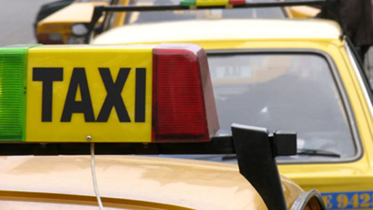 Comenzile pentru taxiuri au crescut cu 30% in Bucuresti, din cauza grevei de la metrou