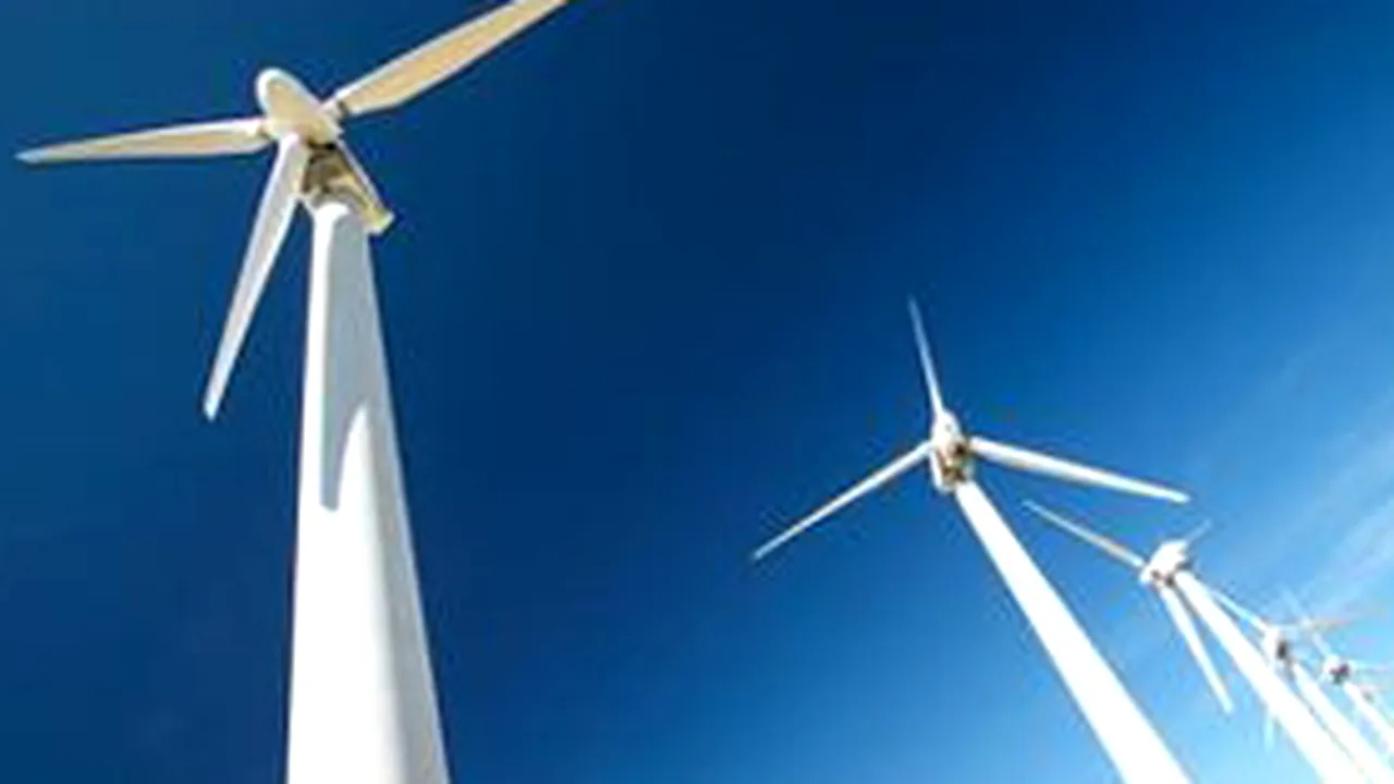 Asociaţia Eoliană Română solicită modificarea normelor de avizare pentru centralele eoliene