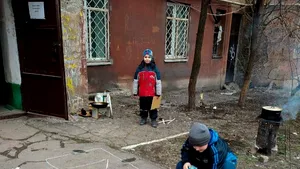 Mariupolul devastat, văzut prin ochii locuitorilor: „Ruşii ne-au cerut să ştergem pozele din telefon. Le este frică de dovezile distrugerii pe care o provoacă în Ucraina”