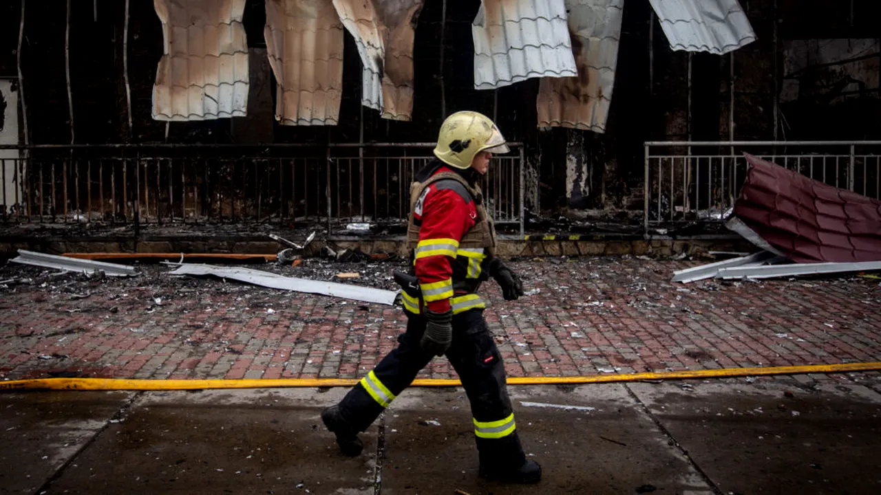 Dronele rusești au incendiat orașul Cerkasî și au lovit instalații feroviare din regiunea Sumî