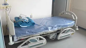 Situaţie paradoxală într-un spital din România: Secţie de terapie intensivă, nefolosită de cinci ani, deşi a fost complet modernizată | FOTO