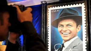 Poşta americană a emis un timbru cu figura lui Frank Sinatra
