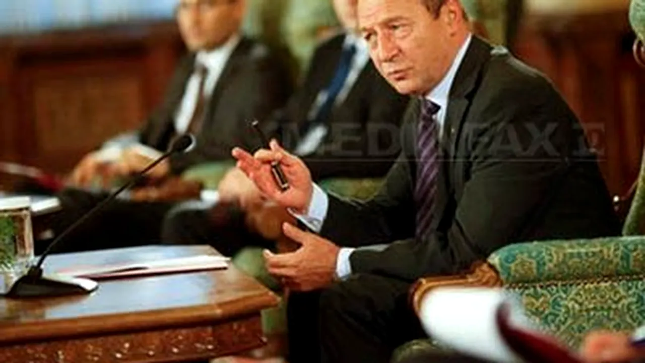 Romanian President Invites Parties For Separate Talks Monday Afternoon On Designating New PM