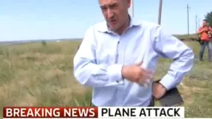 Plângeri împotriva unui jurnalist de la Sky News care a umblat în bagaje ale victimelor MH17
