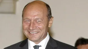 Băsescu: Preocupările lui Geoană - să se autonominalizeze premier şi filmul omagial de ziua de naştere