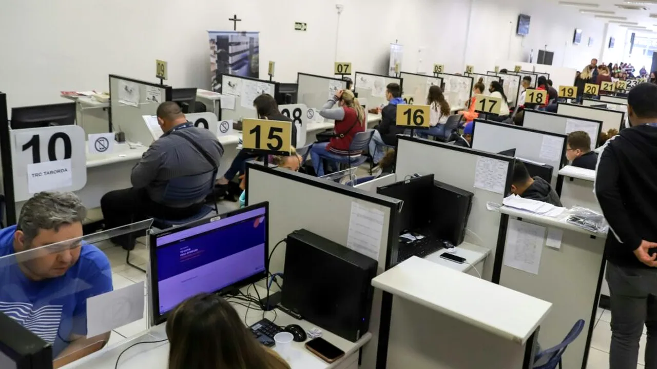 Numărul angajaților la stat în Spania a crescut cu aproape 90.000 într-un singur trimestru și a ajuns la un nivel record