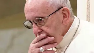 COMENTARIU Lelia Munteanu: Papa Francisc: cultura selfie nu ne scoate din labirintul covidului