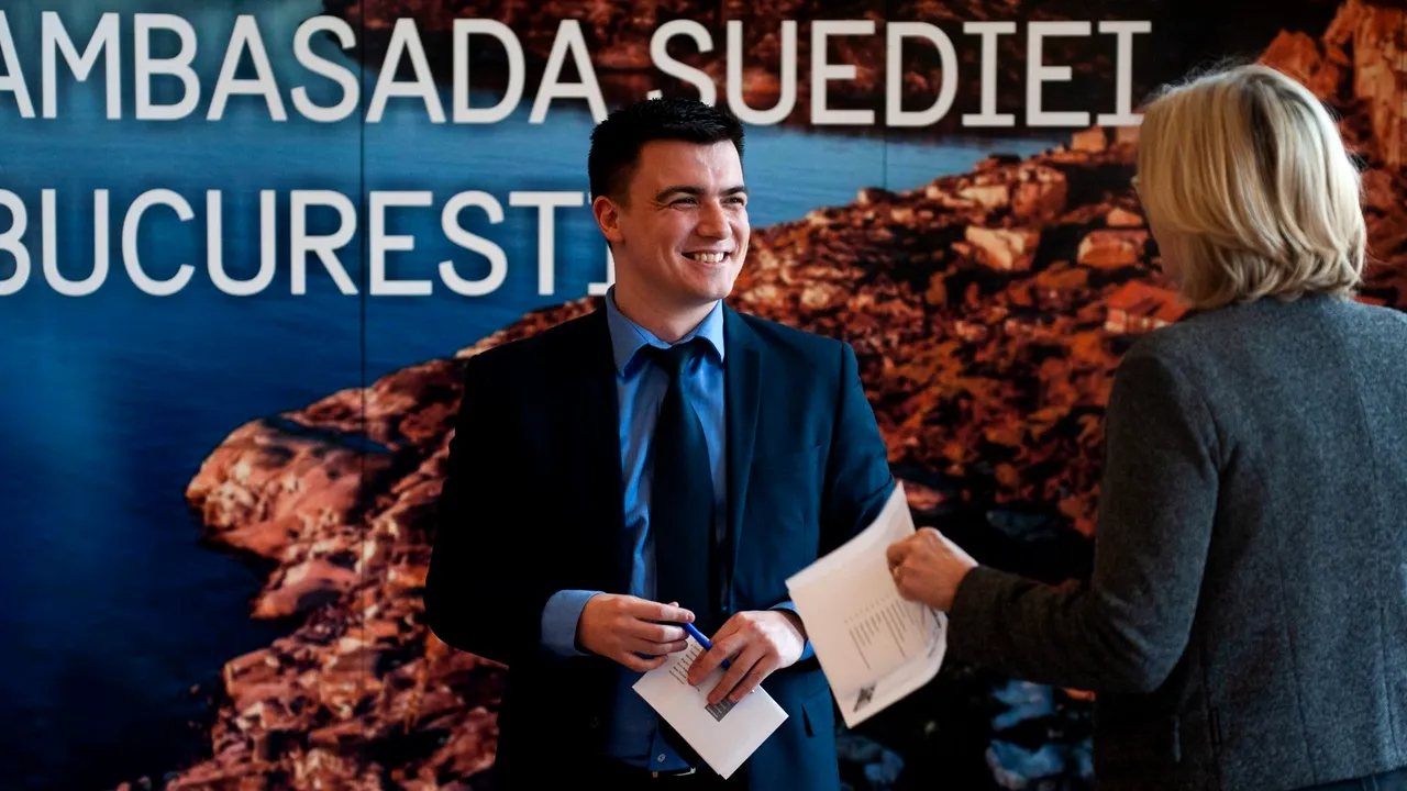 Un suedez fără acte şi bani a fost găsit în Târgu Bujor. El vrea să meargă în Ucraina, ambasada nu îl poate ajuta
