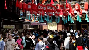 China înregistrează încasări de aproape 70 de miliarde de dolari din turism. Economiştii: ”Un stimul important este lipsa mobilităţii internaţionale”