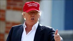 Trump salută decizia lui Joe Biden de a candida la funcţia de preşedinte, dar îl ironizează/ Preşedintele SUA: „Vei avea de-a face cu oameni care au unele idei demente”
