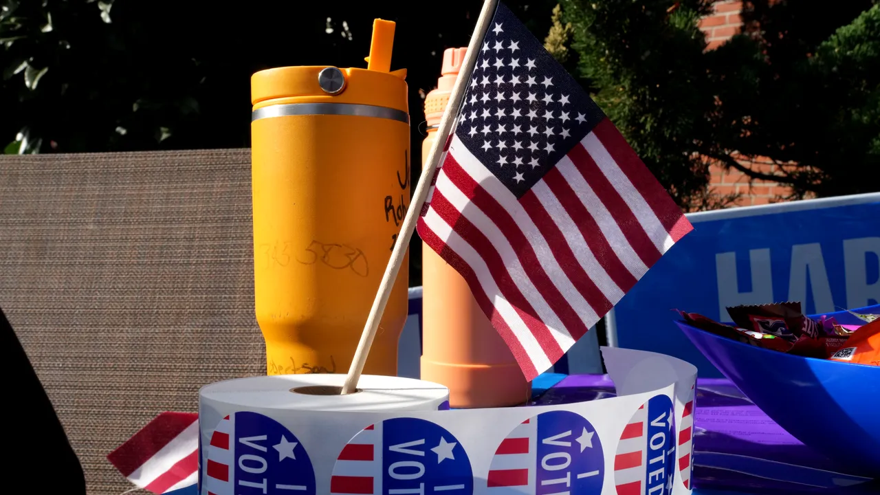 S-au închis secţiile de votare din Alaska. Alegerile din SUA se apropie de final