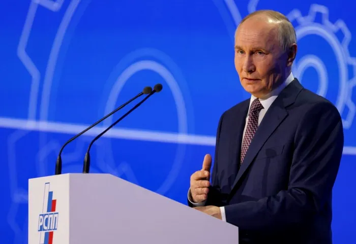 Kremlinul anunță că nu există niciun ordin din partea lui Putin pentru prelungirea încetării focului de Paște
