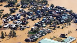 Taifunul Ketsana a provocat moartea a 162 de persoane în Vietnam