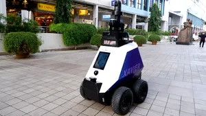 Big Brother total. Locul în care roboţii de monitorizare patrulează pe străzi, iar cetăţenii sunt urmăriţi la orice pas