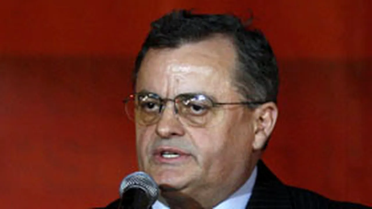 Onţanu îi cere lui Oprescu să rezilieze contractul cu Apa Nova