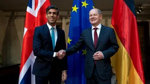 Marea Britanie şi Germania sporesc colaborarea în domeniul apărării, unite în sprijinul Ucrainei