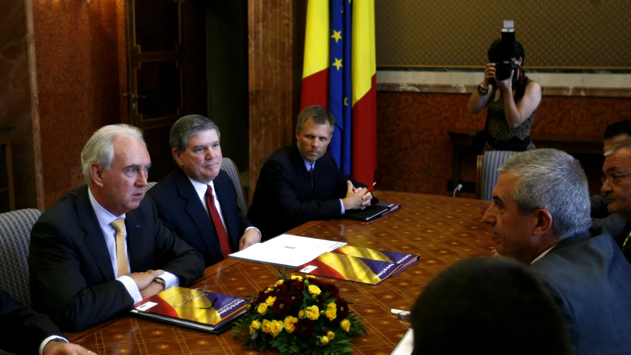 Tăriceanu a cerut miniştrilor să nu insiste în declaraţii asupra ofertei financiare a Ford - surse