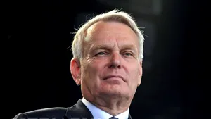 Premierul francez: România a fost acuzată pe nedrept pentru carnea de cal, o fraudă organizată de speculanţi