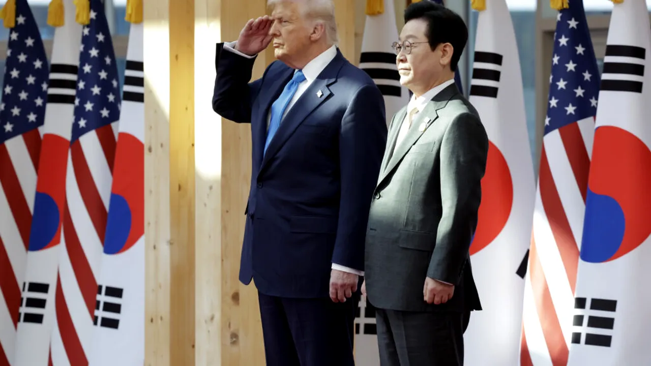 Trump amenință Coreea de Sud cu tarife de 25%, acuzând nerespectarea acordului comercial