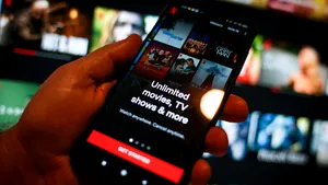 Netflix scade preţul abonamentelor. Cât vor costa