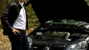 Mircea Geoană vorbeşte despre moda maşinilor eco, la 