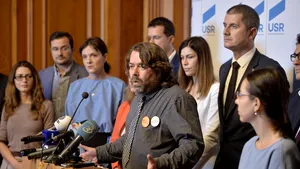 USR face APEL la toţi parlamentarii să semneze un mesaj ferm împotriva violenţei în politică