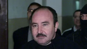 Nuţu Cămătaru este redactor la revista Secţiei din Penitenciarul Jilava şi planton în celulă