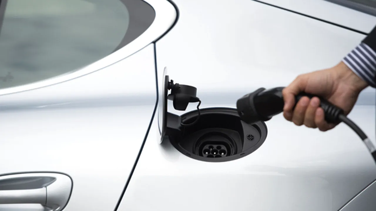 Tichete de reducere pentru cumpărarea unui automobil electric. Ce valoare au acestea