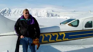 Un pilot riscă să-și piardă avionul de 95.000 de dolari din cauza unui pachet cu șase beri. Cazul ajunge la Curtea Supremă a SUA