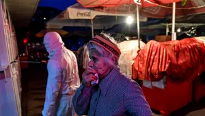 Ordonanţa militară 9, anunţată înainte de Paşte. Ce noi măsuri vor fi comunicate. Vela: E de preferat să suferim puţin acum