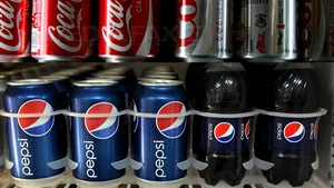 Coca-Cola şi Pepsi îşi schimbă reţetele! Vor avea acelaşi gust?