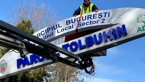 Primarul Radu Mihaiu înlătură totemul cu denumirea Parcului „Fiodor Tolbuhin”