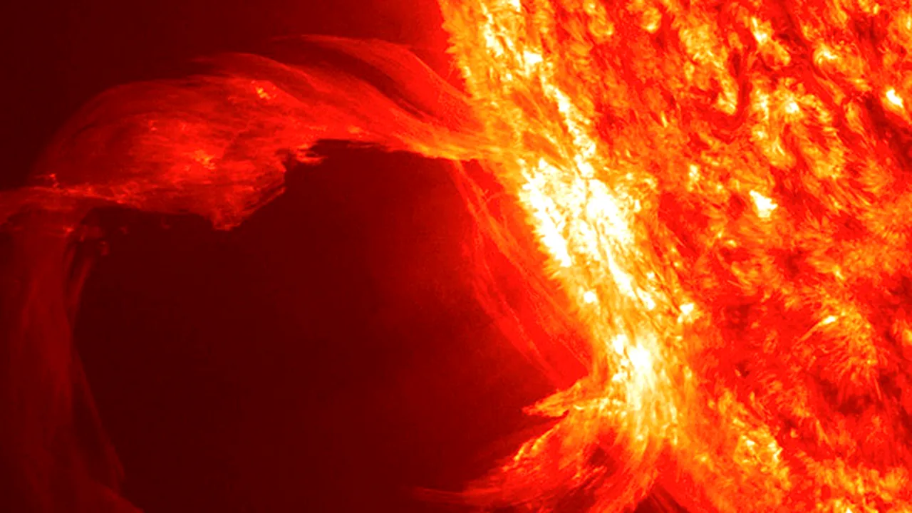 Imagini spectaculoase ale Soarelui surprinse de NASA - VIDEO