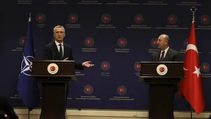 Stoltenberg cere Turciei să permită admiterea Suediei şi Finlandei în NATO