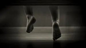 Un bărbat a descoperit mumia fostei proprietare sub patul din apartamentul pe care l-a cumpărat