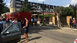 Proprietarul blocului din Sectorul 5 care a ars a fost amendat de două ori pentru lipsa autorizaţiilor