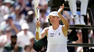 Wimbledon 2026: Iga Swiatek o învinge pe Pliskova și intră într-un club select al tenisului mondial