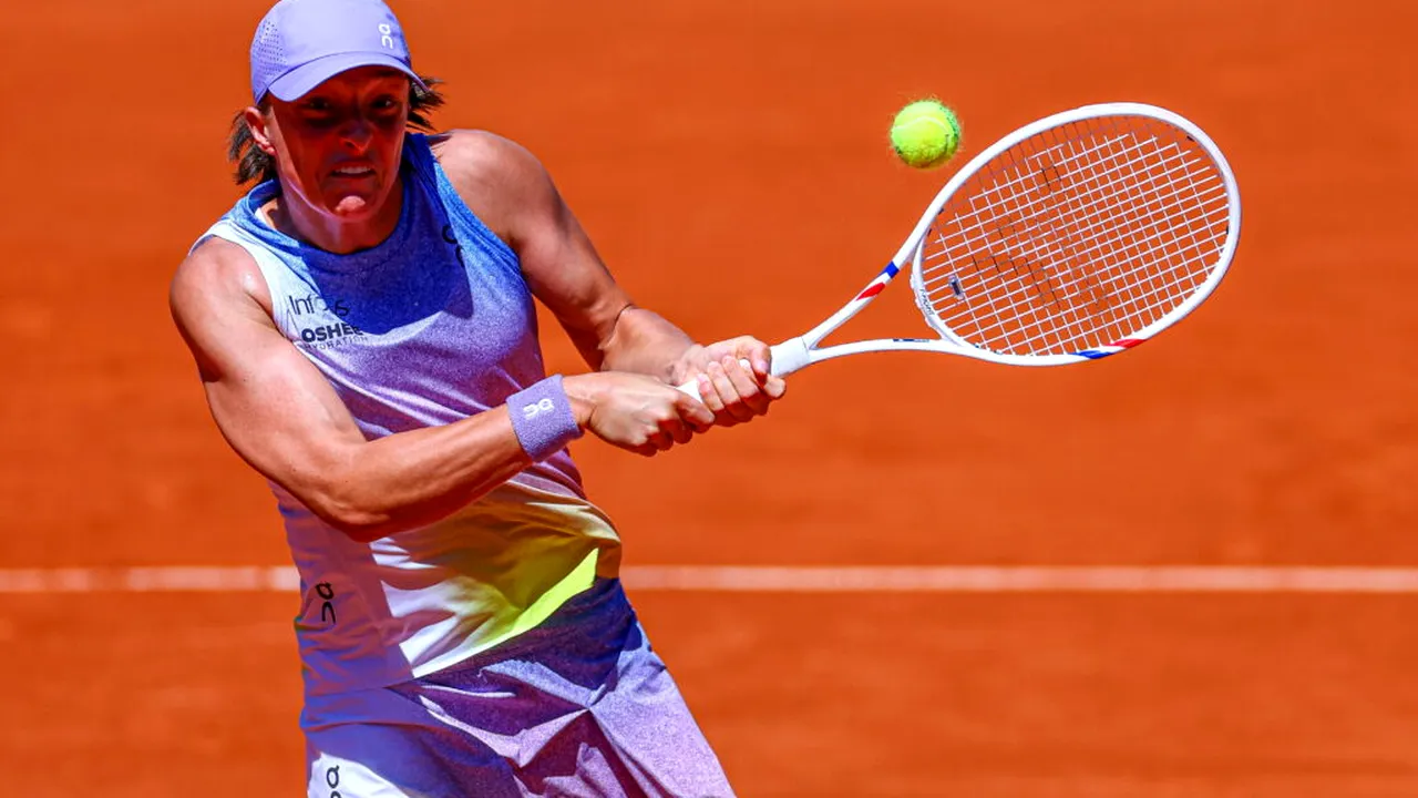 Swiatek se califică în sferturile de la Roland Garros după ce a câştigat cu Rybakina