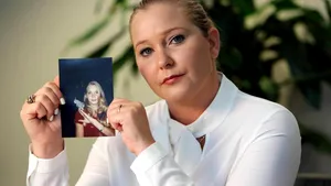 Virginia Giuffre, care îi acuza pe Prințul Andrew și Jeffrey Epstein de agresiuni sexuale, s-a sinucis