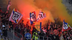 Incident la meciul România U21 - Ucraina U21: altercaţie între stewarzi şi suporteri