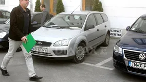 Descinderi la Primăria Timişoara: Acte vizând un schimb de terenuri şi contract pentru spaţii verzi, cerute de DNA