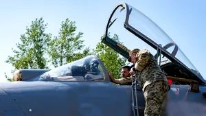 Pentagon: ,,Biden a dat undă verde instruirii piloţilor ucraineni cu avioane F-16 în Europa