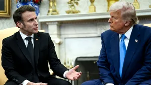 Macron: Nici eu, nici Trump nu dorim un acord de pace „fragil