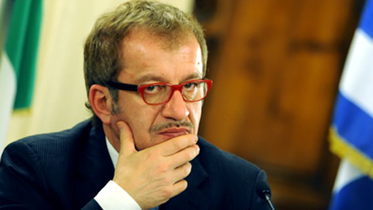Maroni a intervenit în trecut la Consulat pentru angajaţii săi români
